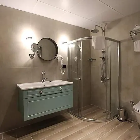 Gülce Otel *